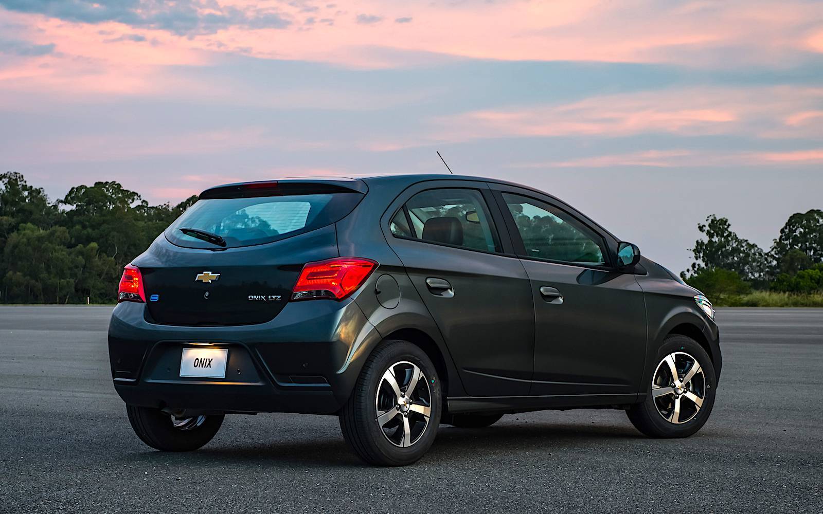 El nuevo Chevrolet Onix 2017 aterriza en Colombia